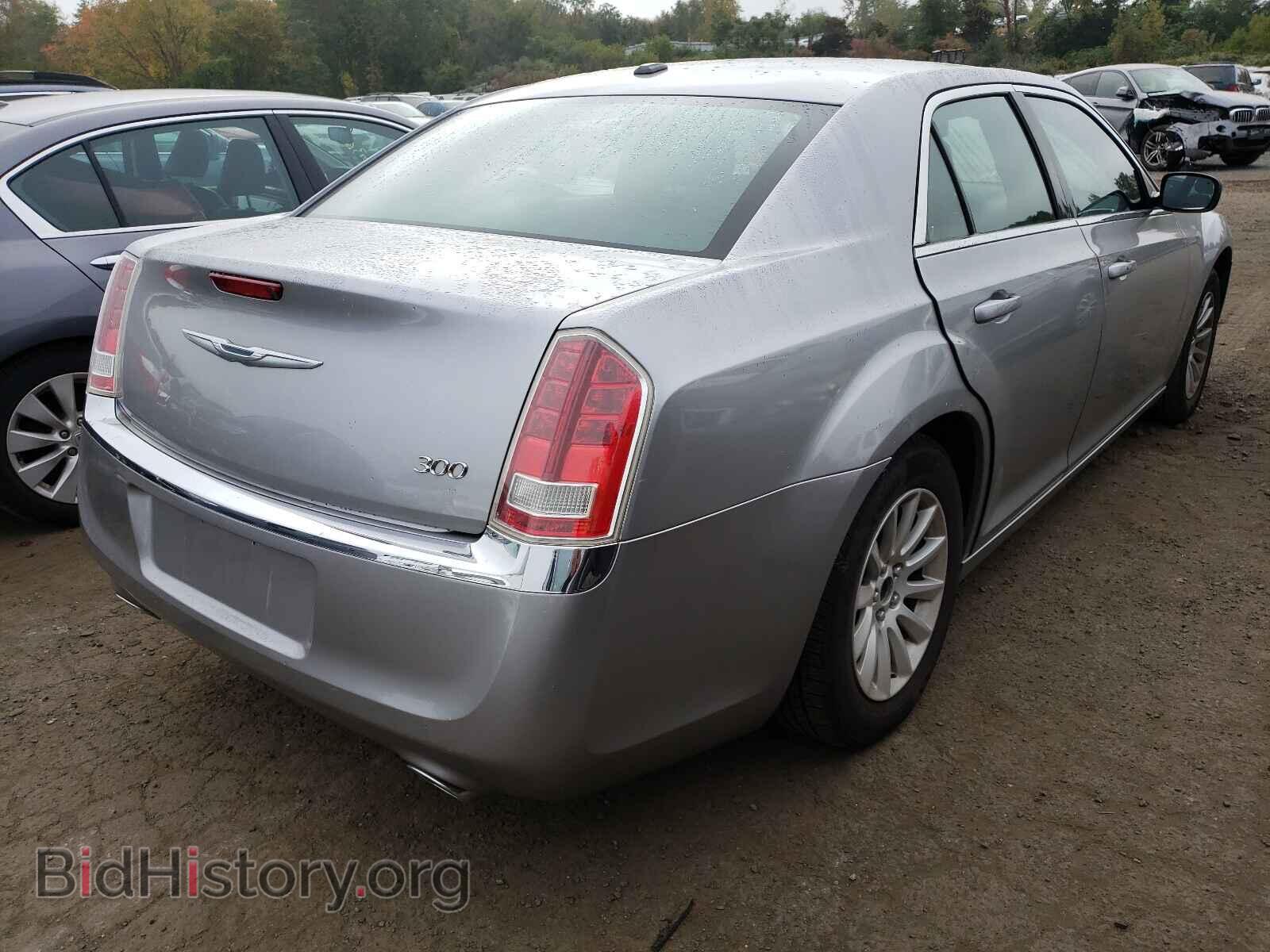 2011 CHRYSLER 300 - VIN: 2C3CA4CG4BH523776 - Фото 4