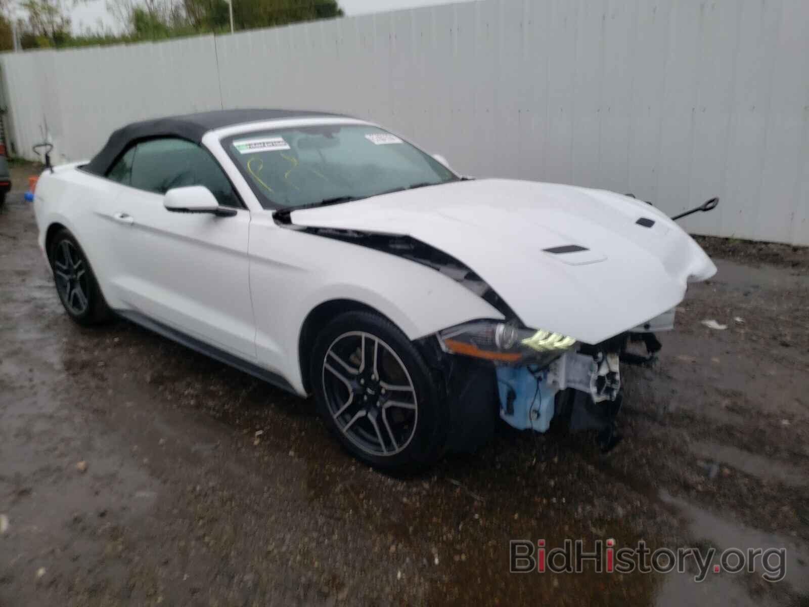 Photo 1FATP8UH3L5113199 - FORD MUSTANG 2020