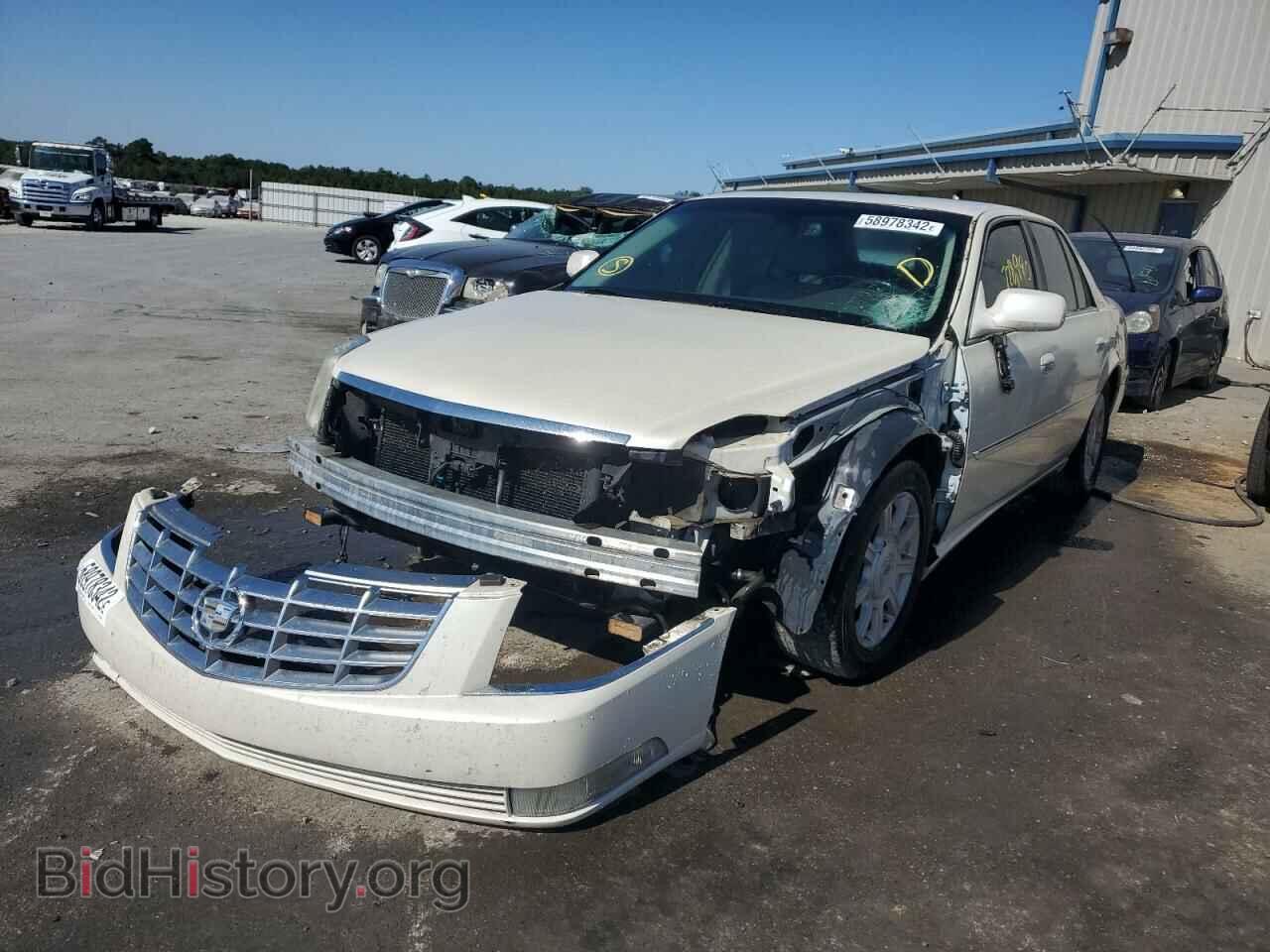 2009 CADILLAC DTS - VIN: 1G6KD57Y09U135333 - Photo 2