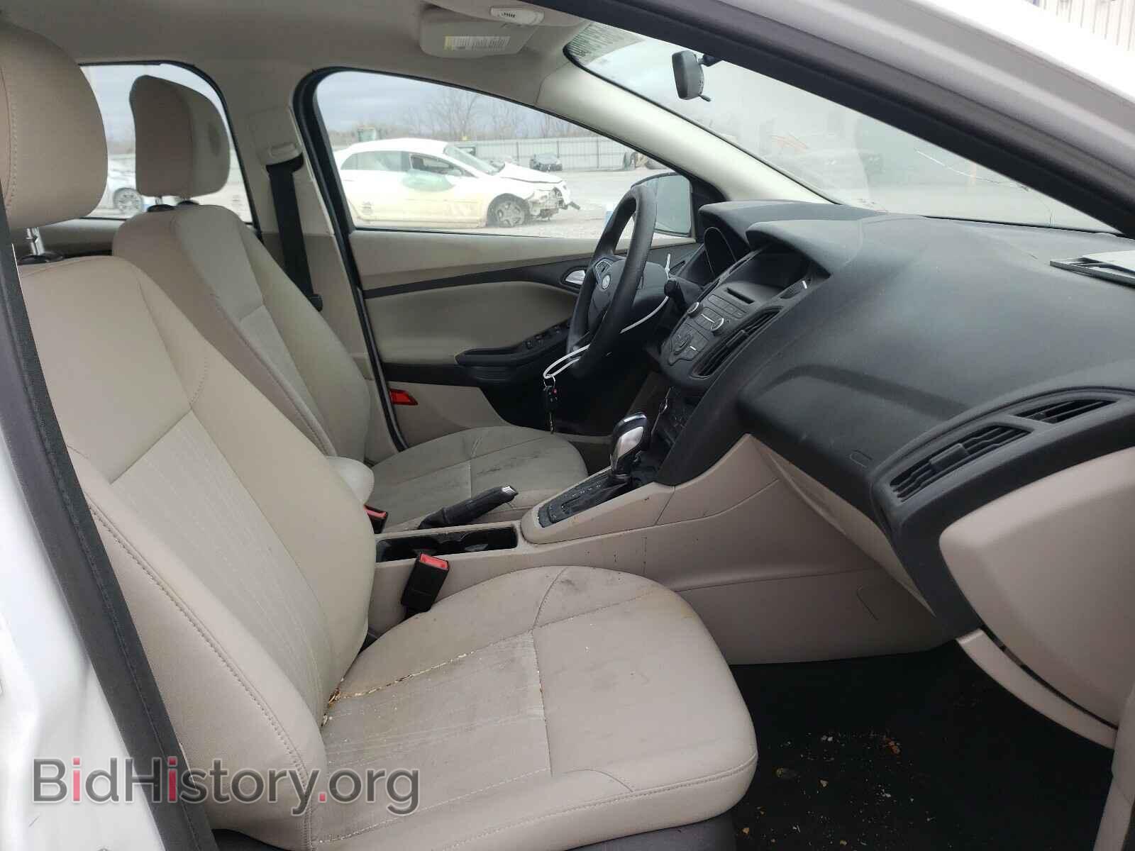 2016 FORD FOCUS - VIN: 1FADP3F24GL302056 - Photo 5