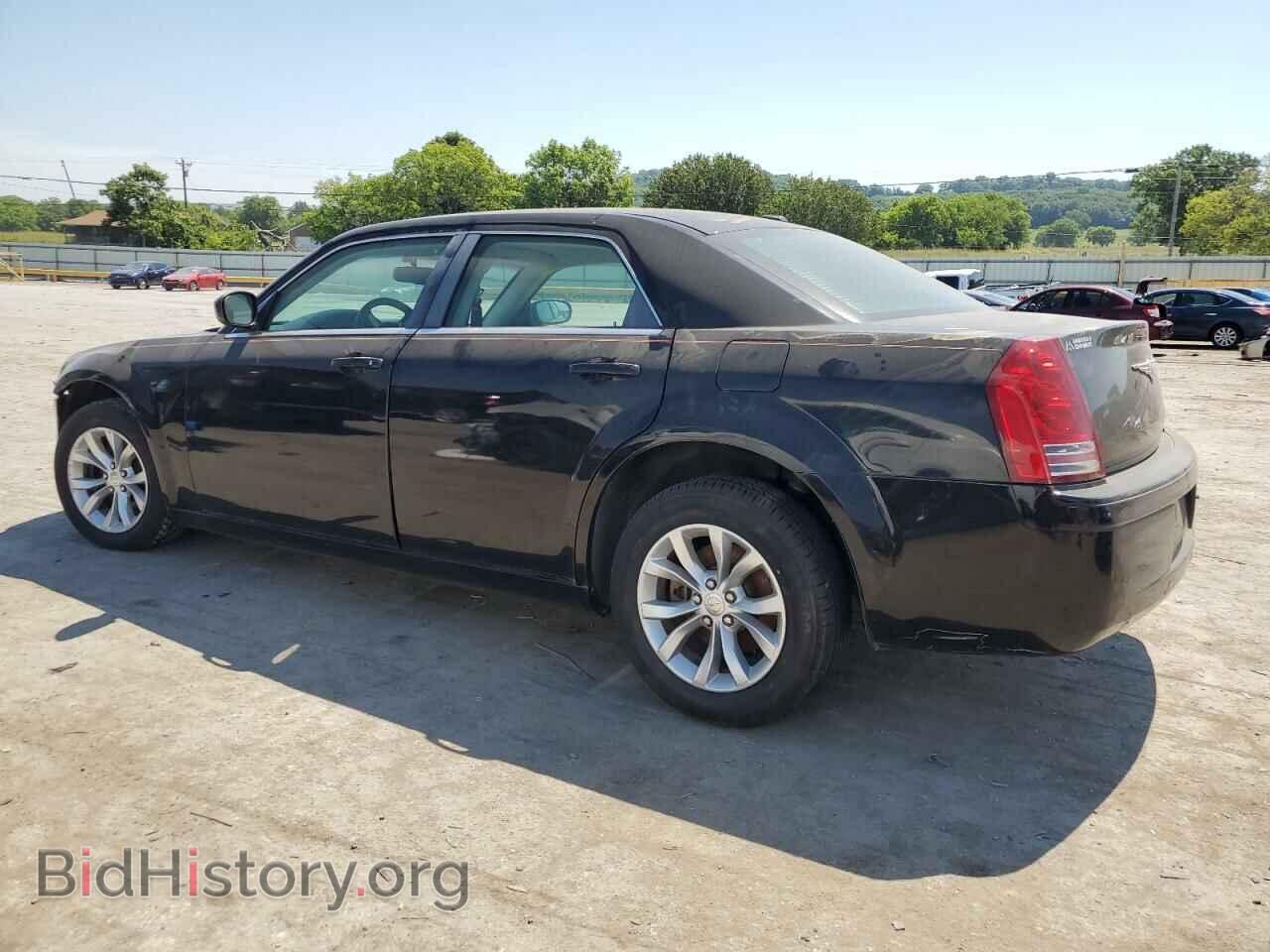 2010 CHRYSLER 300 - VIN: 2C3CA2CV4AH328231 - Фото 2