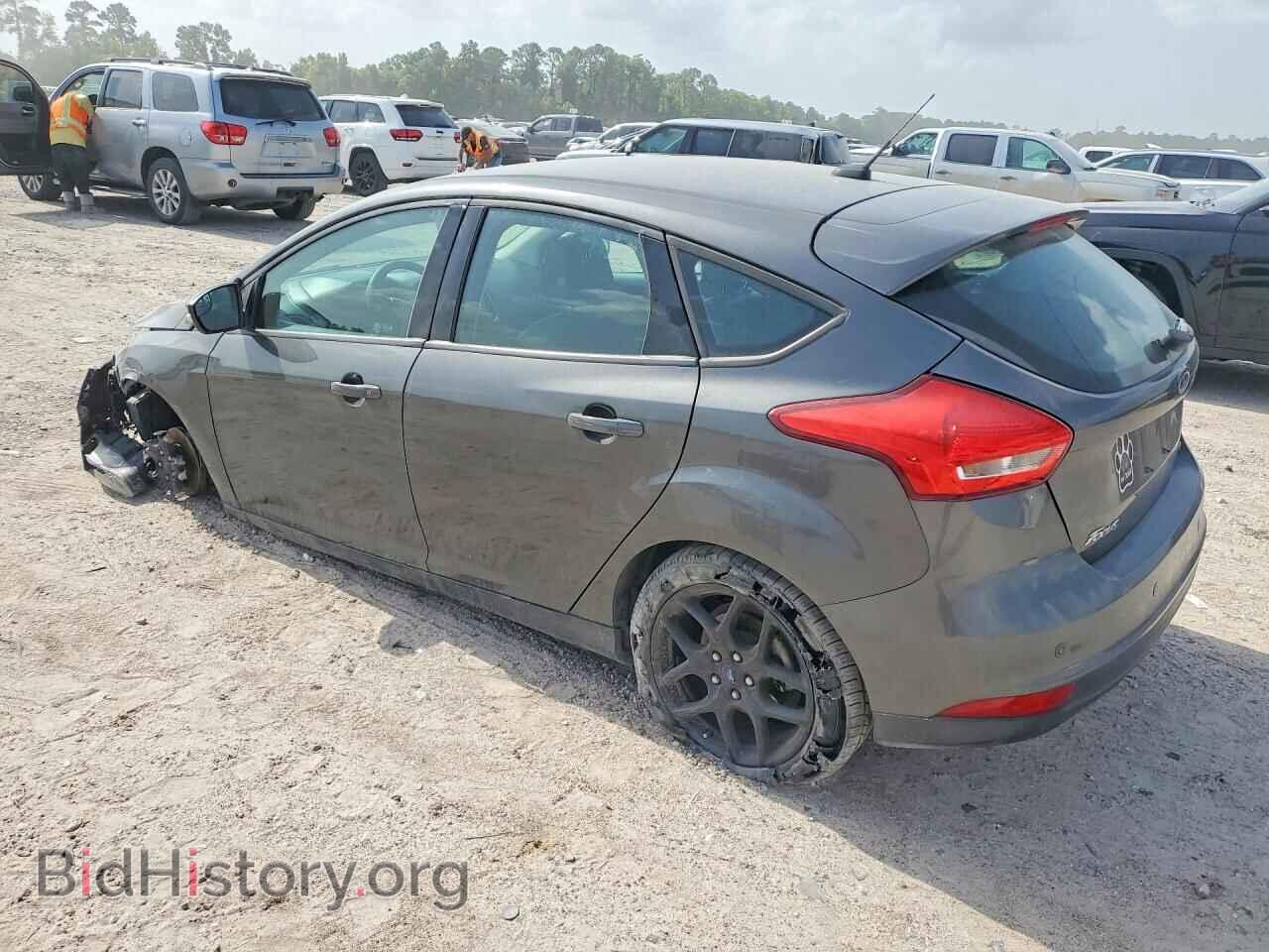 2016 Ford FOCUS (VIN 1FADP3K24GL340232) — photo 2 of 12