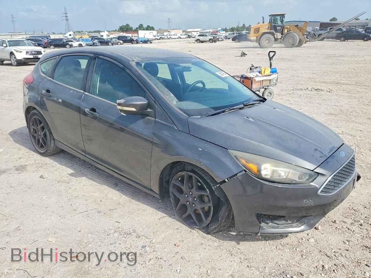 2016 Ford FOCUS (VIN 1FADP3K24GL340232) — photo 4 of 12