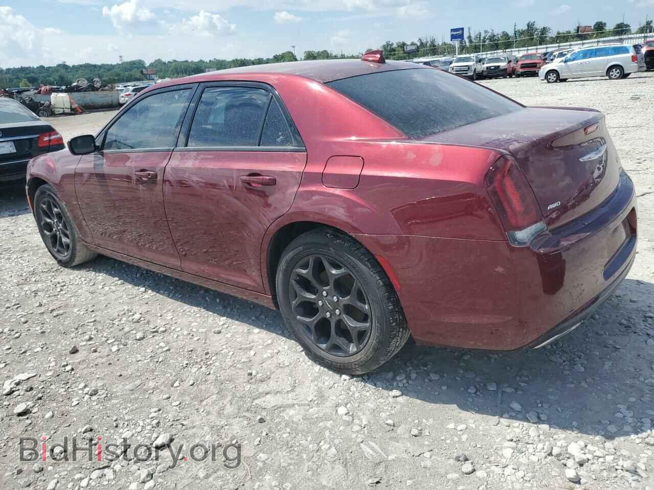 2019 CHRYSLER 300 - VIN: 2C3CCAGG4KH542878 - Фото 2
