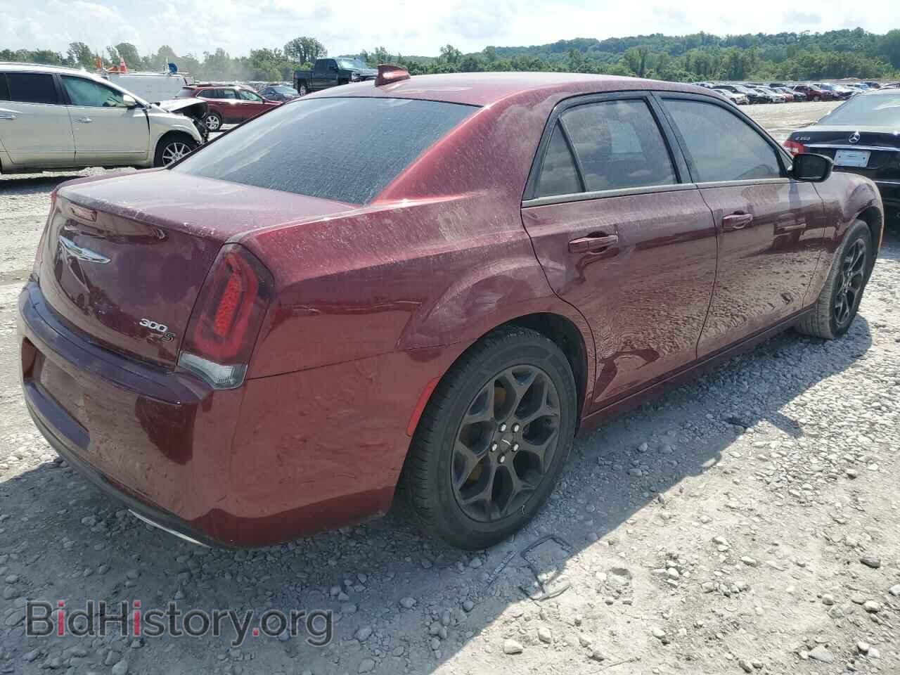 2019 CHRYSLER 300 - VIN: 2C3CCAGG4KH542878 - Фото 3