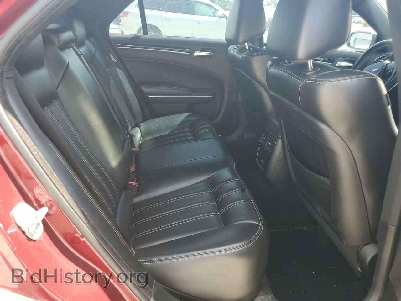 2019 CHRYSLER 300 - VIN: 2C3CCAGG4KH542878 - Фото 10