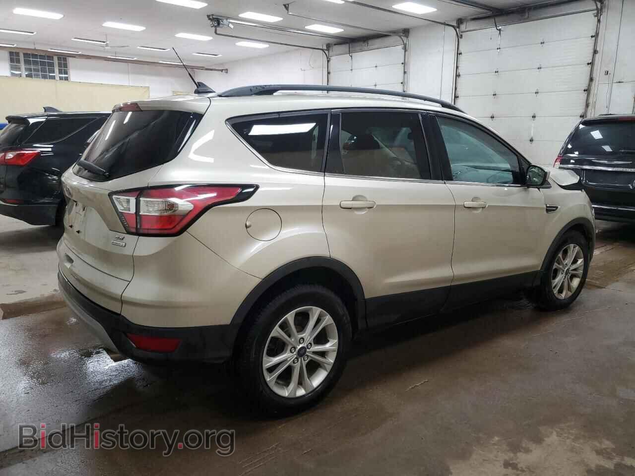 2018 FORD ESCAPE - VIN: 1FMCU0GD2JUD18752 - Фото 3