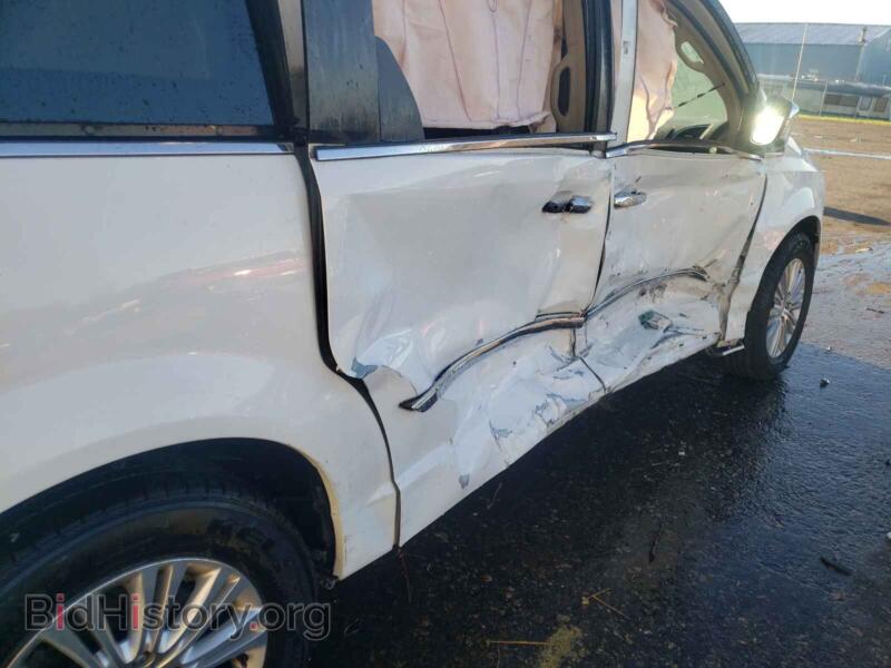 2015 Chrysler MINIVAN (VIN 2C4RC1JG9FR677076) — photo 9 of 10
