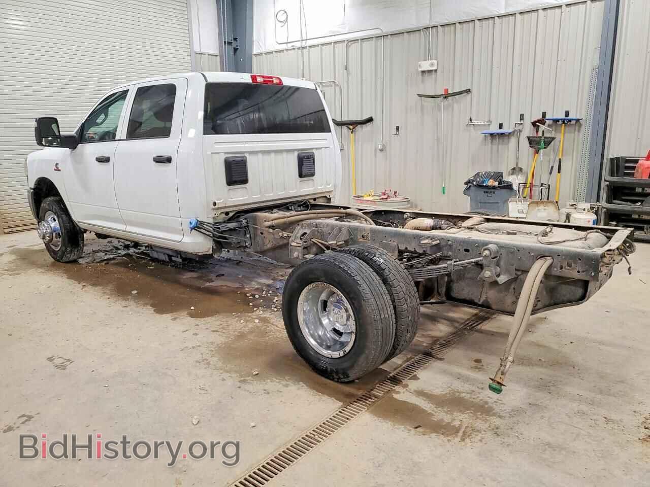 2024 RAM 3500 - VIN: 3C7WRTCL4RG334440 - Photo 2
