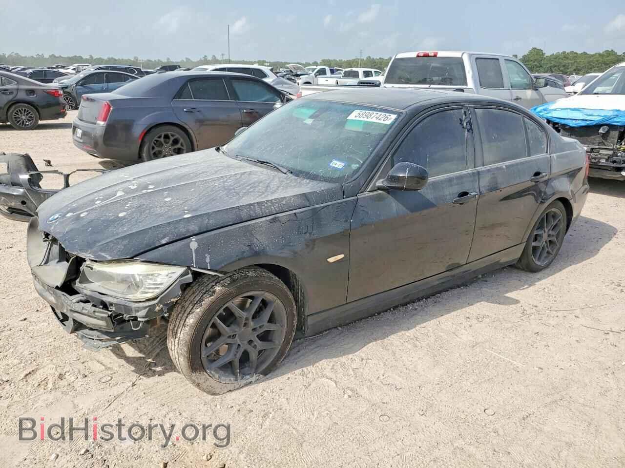 Photo WBAPH7C58BE683043 - BMW 3 SERIES 2011