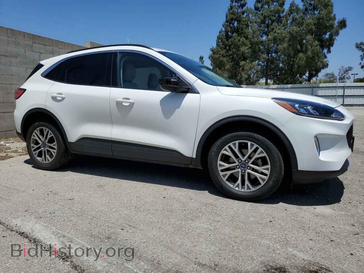 2021 FORD ESCAPE - VIN: 1FMCU9H63MUA51159 - Фото 4