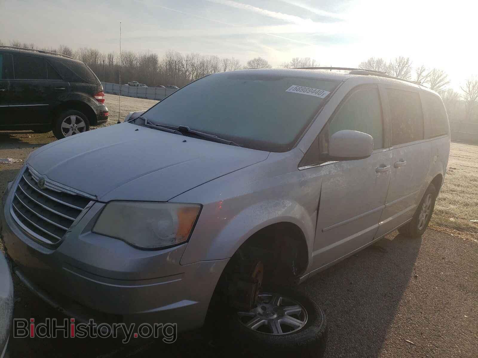 2008 CHRYSLER MINIVAN - VIN: 2A8HR54P78R818879 - Фото 2