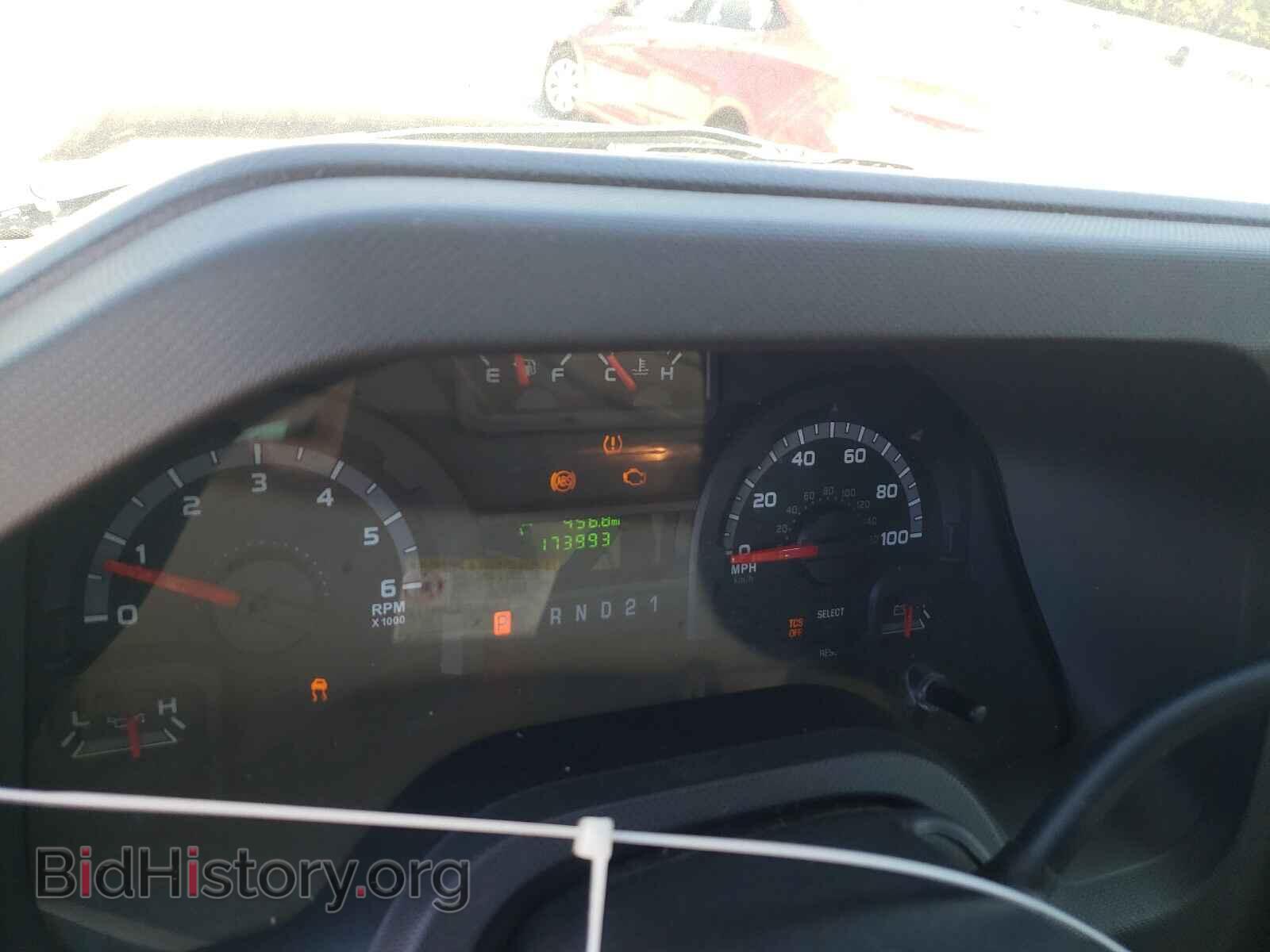 2011 FORD ECONOLINE - VIN: 1FTNE2EL0BDB37666 - Photo 8