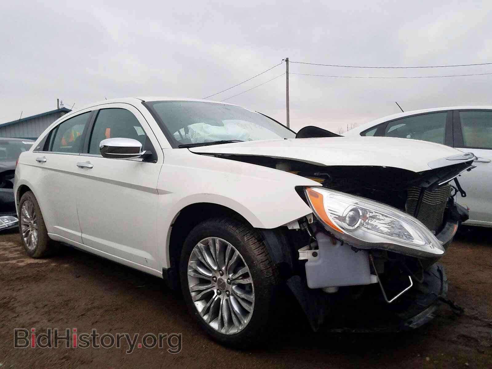 Photo 1C3BC2FB4BN500628 - CHRYSLER 200 2011