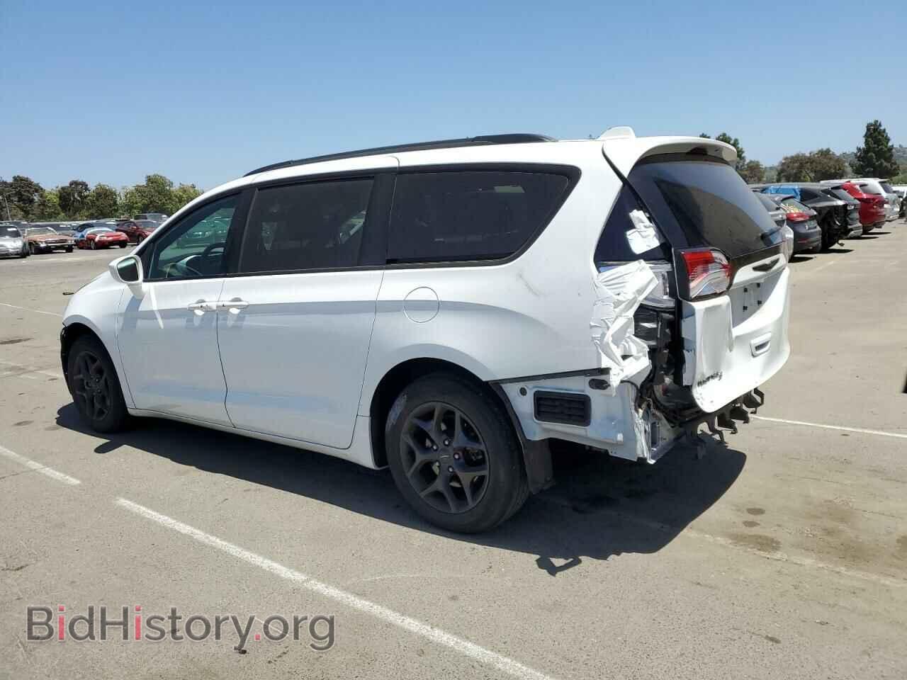 2018 CHRYSLER PACIFICA - VIN: 2C4RC1EG6JR311465 - Фото 2