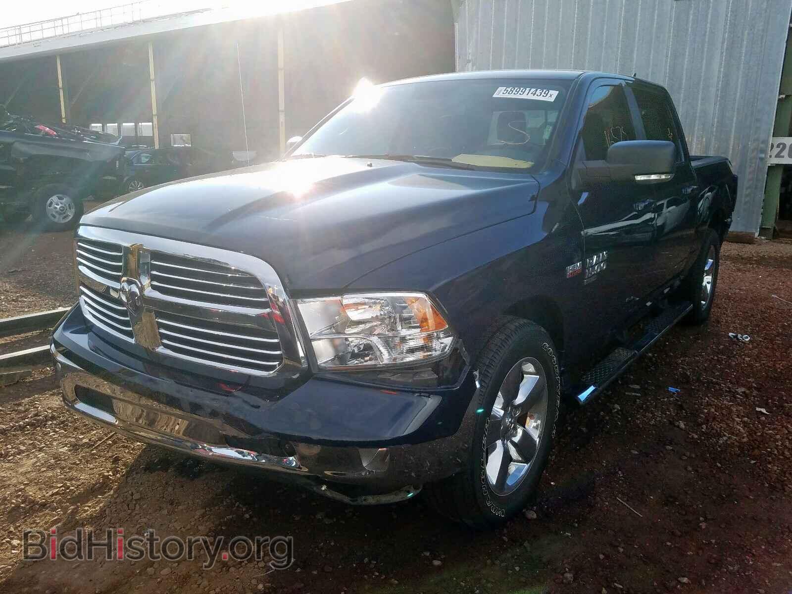 2019 RAM 1500 CLASS - VIN: 1C6RR6LT0KS526259 - Photo 2