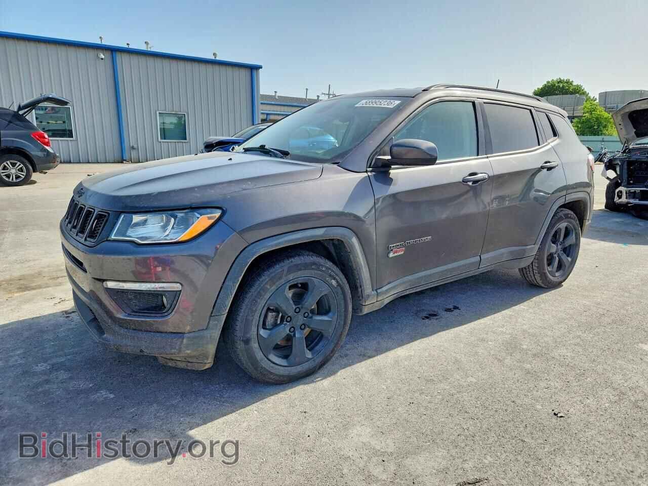 Photo 3C4NJCBB6KT856606 - JEEP COMPASS 2019