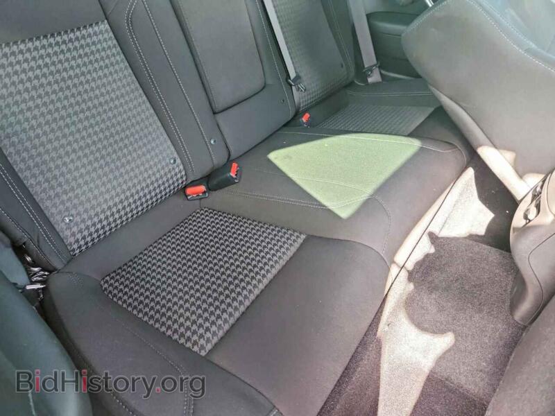 2022 Dodge CHALLENGER (VIN 2C3CDZAG4NH132090) — photo 10 of 14
