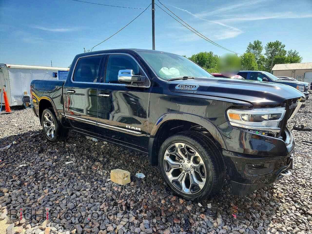 2019 RAM 1500 - VIN: 1C6SRFHT2KN750058 - Photo 4