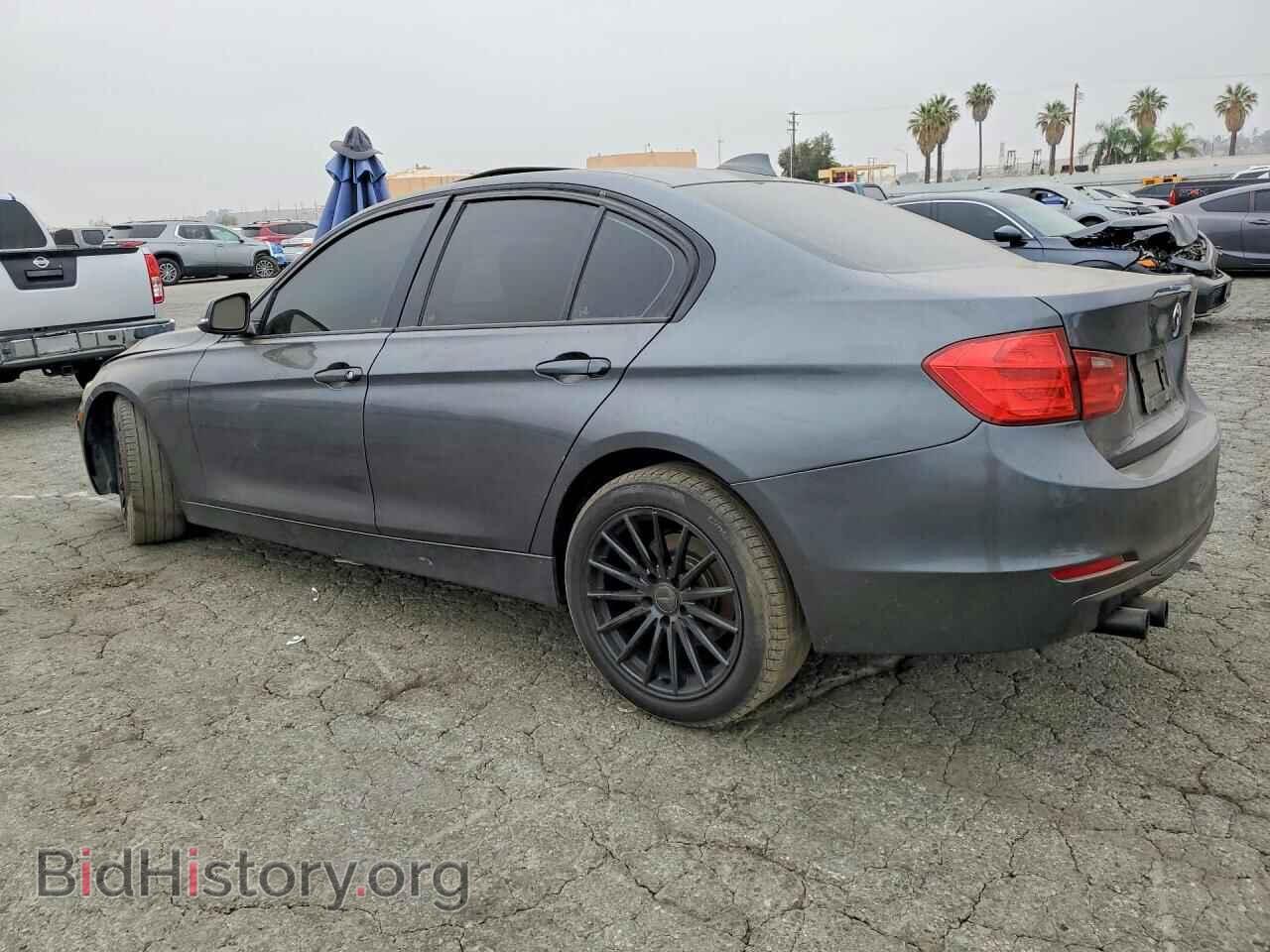 2012 BMW 3 SERIES - VIN: WBA3A5C58CF340834 - Photo 2