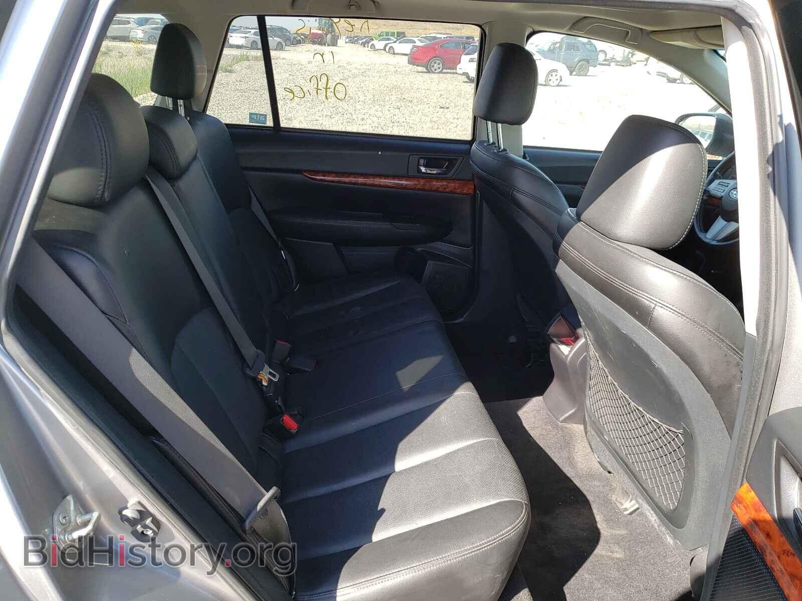 2010 SUBARU OUTBACK - VIN: 4S4BRBKC8A3342728 - Photo 6