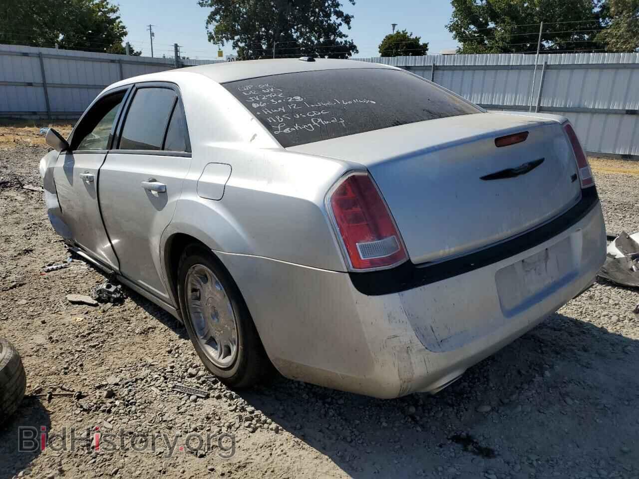 2012 CHRYSLER 300 - VIN: 2C3CCAAG3CH114522 - Фото 2