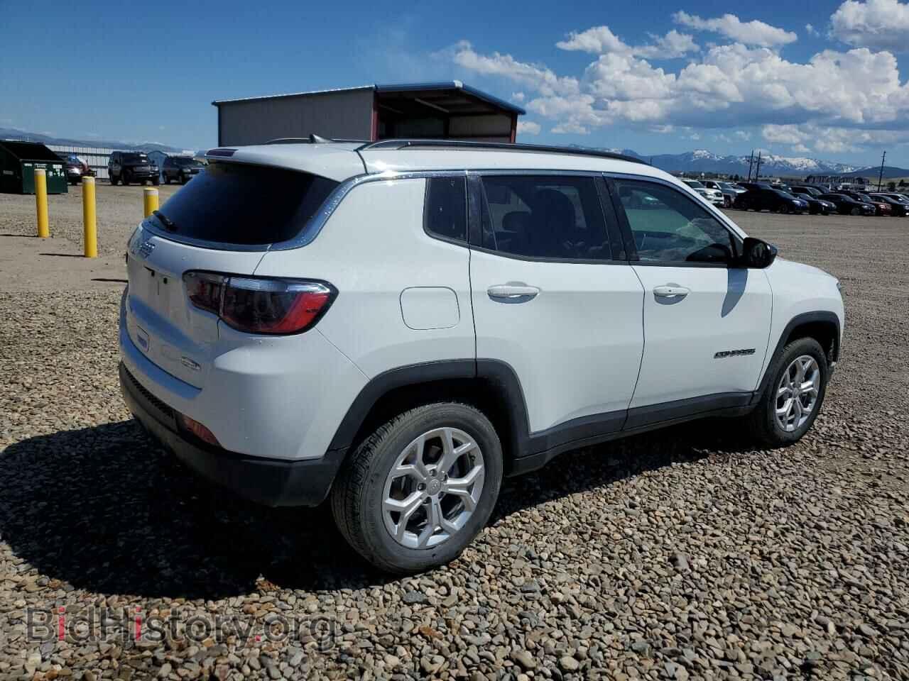 2024 JEEP COMPASS - VIN: 3C4NJDBN8RT124357 - Фото 3