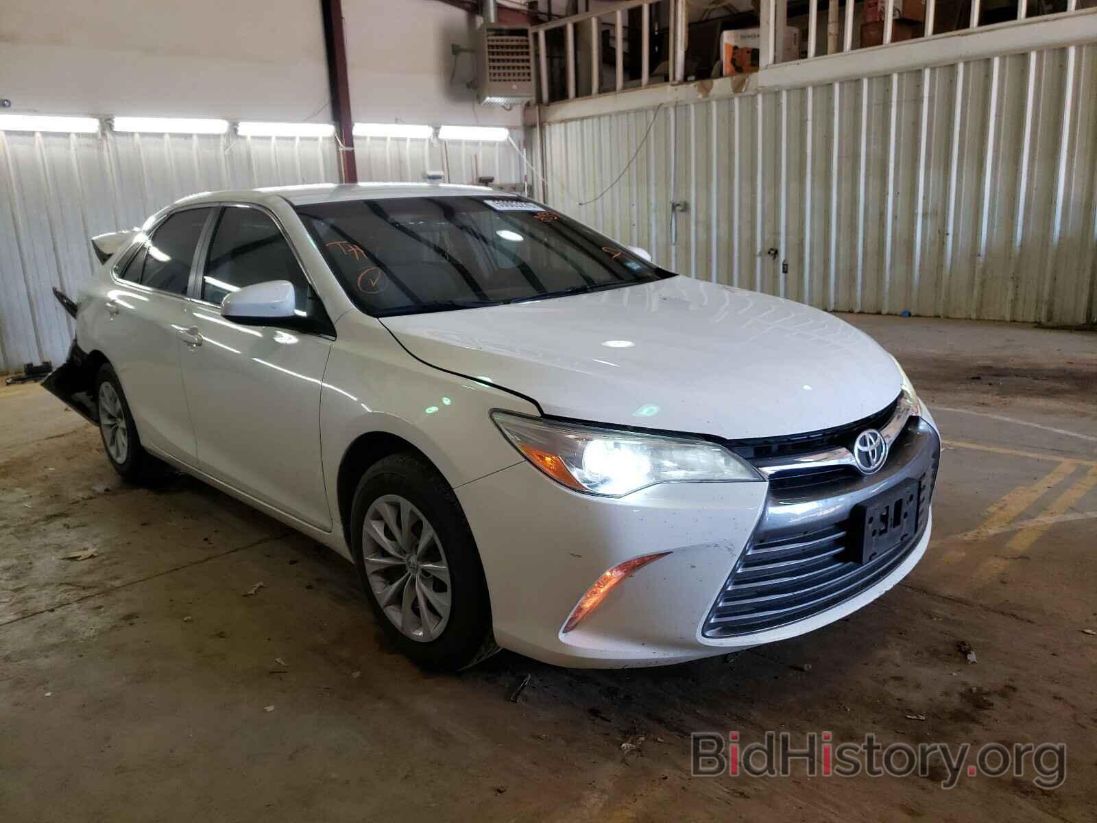 Photo 4T4BF1FK4GR568939 - TOYOTA CAMRY 2016