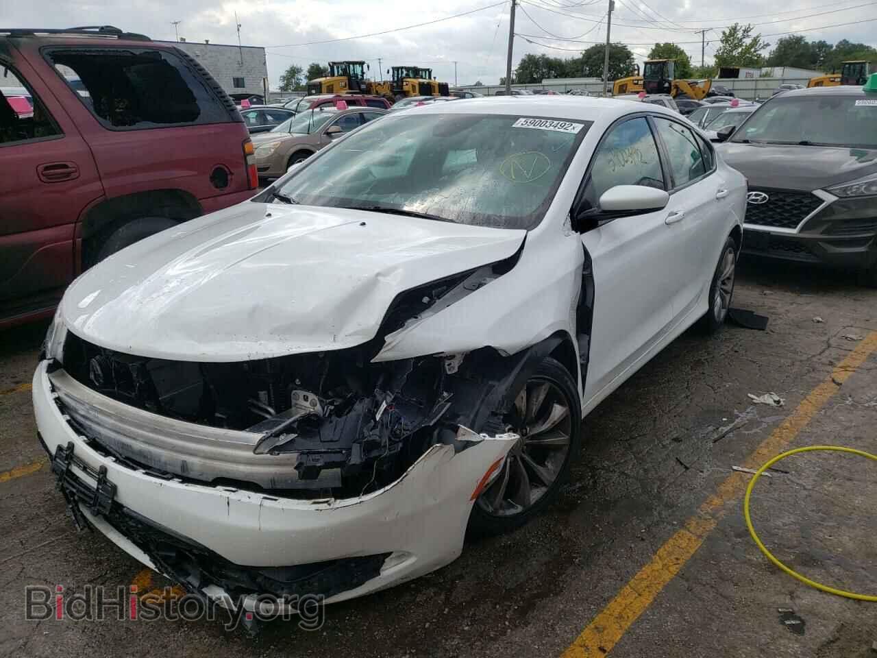 2015 CHRYSLER 200 - VIN: 1C3CCCBB1FN736028 - Фото 2