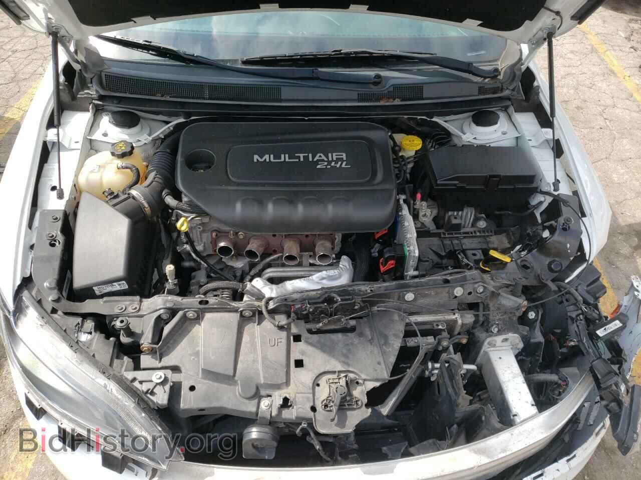 2015 CHRYSLER 200 - VIN: 1C3CCCBB1FN736028 - Фото 7
