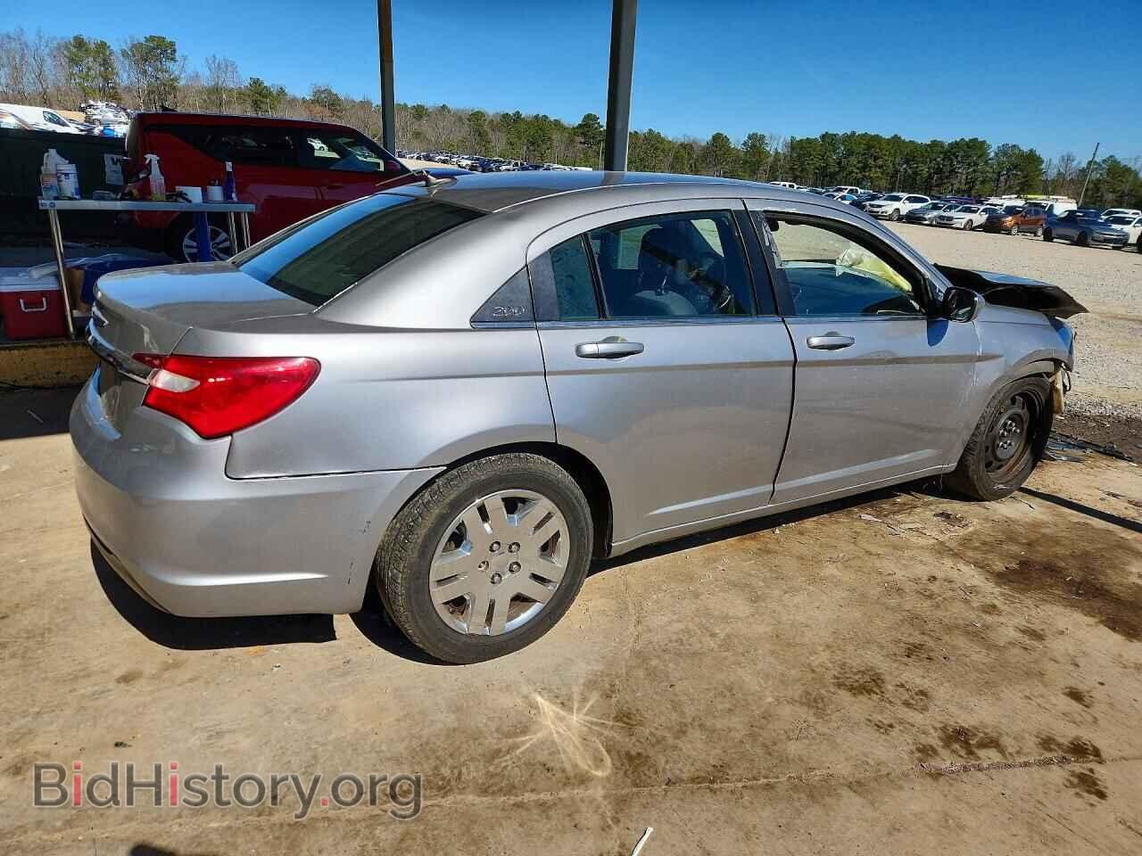 2014 CHRYSLER 200 - VIN: 1C3CCBABXEN170302 - Photo 3