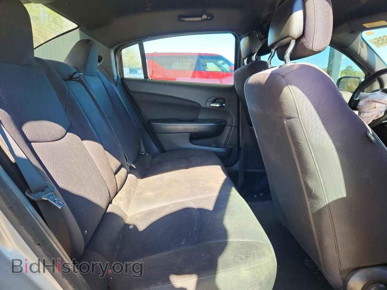 2014 CHRYSLER 200 - VIN: 1C3CCBABXEN170302 - Photo 10