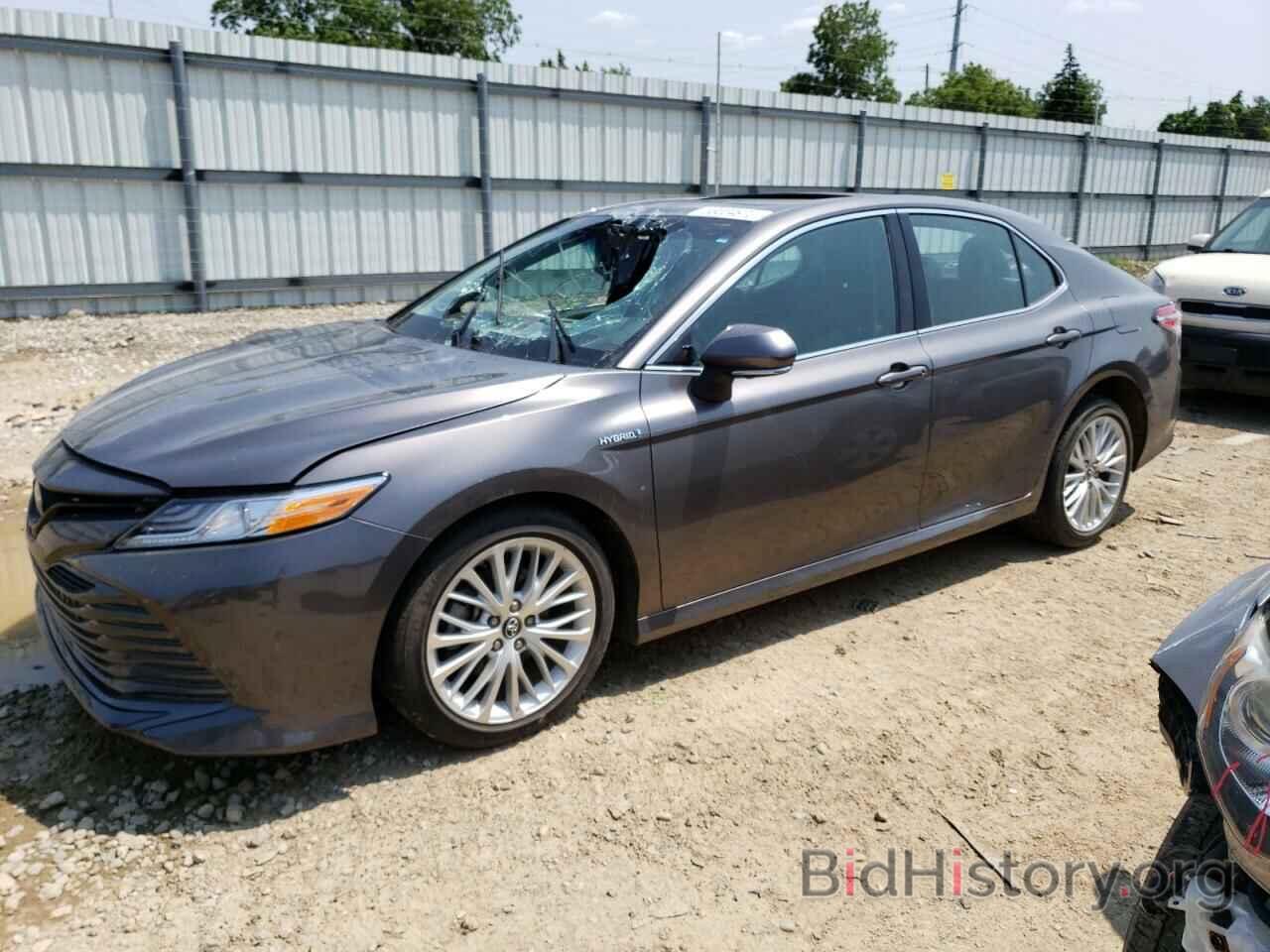 Photo 4T1B21HK9JU506799 - TOYOTA CAMRY 2018