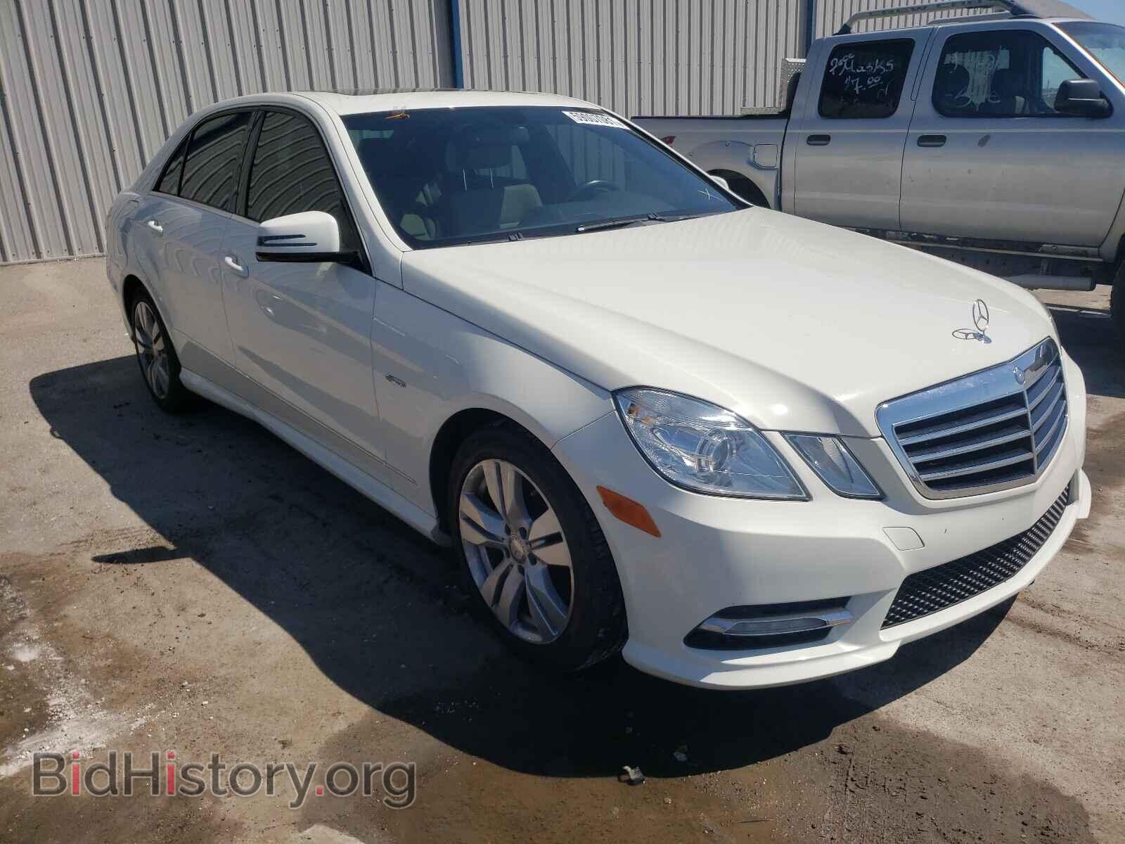 Photo WDDHF2EB6CA607774 - MERCEDES-BENZ E-CLASS 2012
