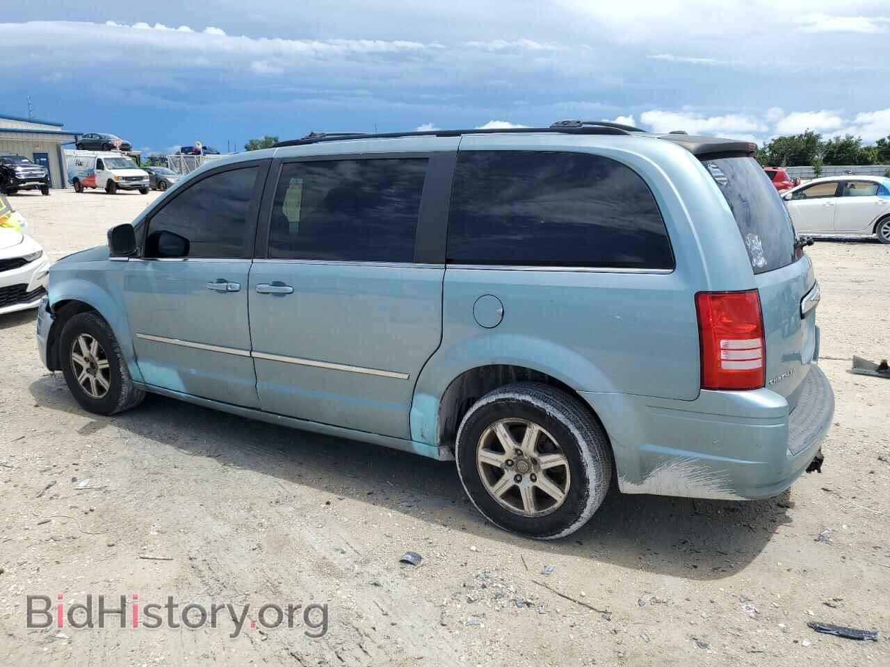 2009 CHRYSLER MINIVAN - VIN: 2A8HR541X9R527533 - Фото 2