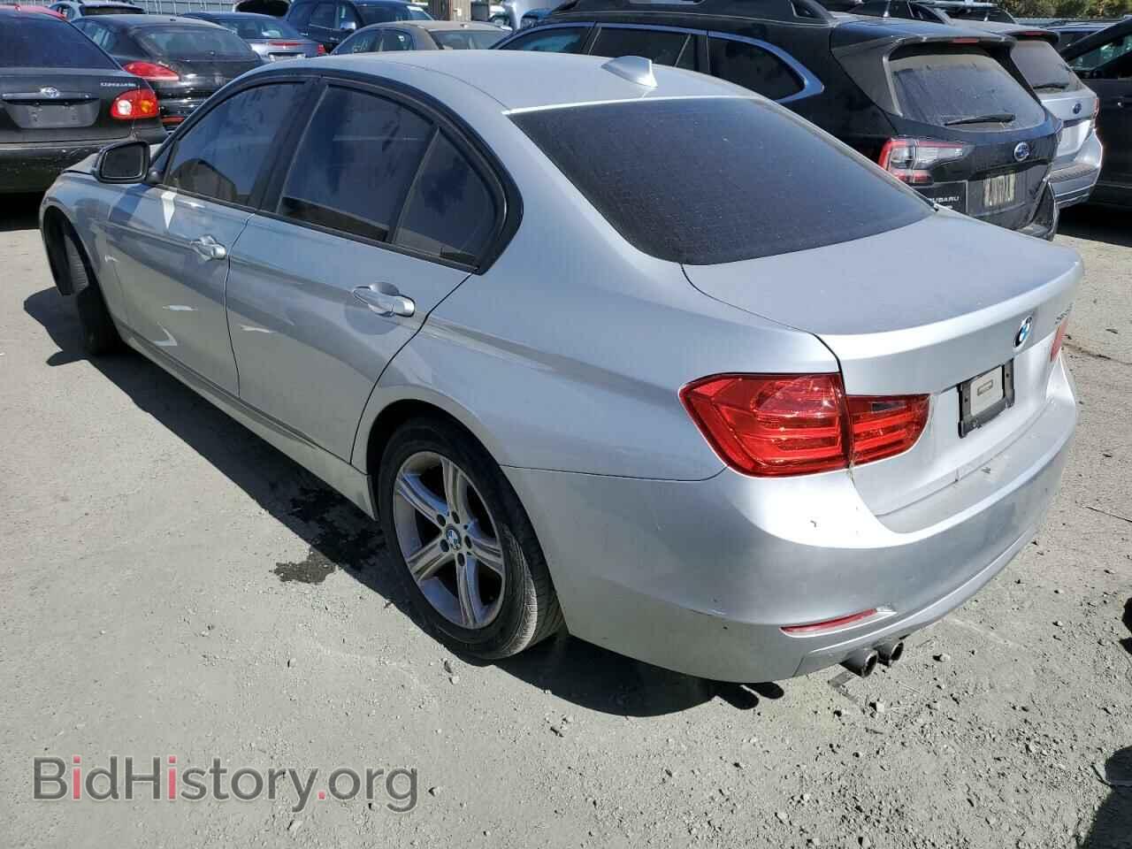 2013 BMW 3 SERIES - VIN: WBA3C1C54DF443656 - Фото 2
