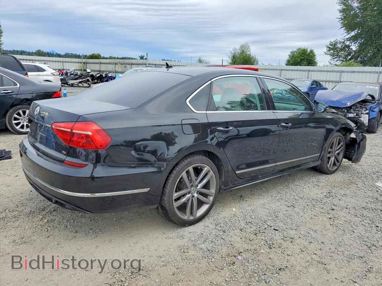 2016 VOLKSWAGEN PASSAT - VIN: 1VWAT7A3XGC045367 - Фото 3