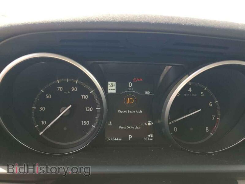 2017 Land Rover DISCOVERY (VIN SALRRBBV6HA042155) — фото 9 из 13
