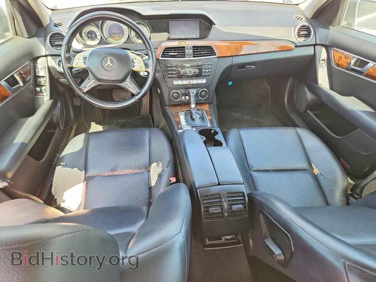 2012 MERCEDES-BENZ C-CLASS - VIN: WDDGF8BB4CF857312 - Фото 8