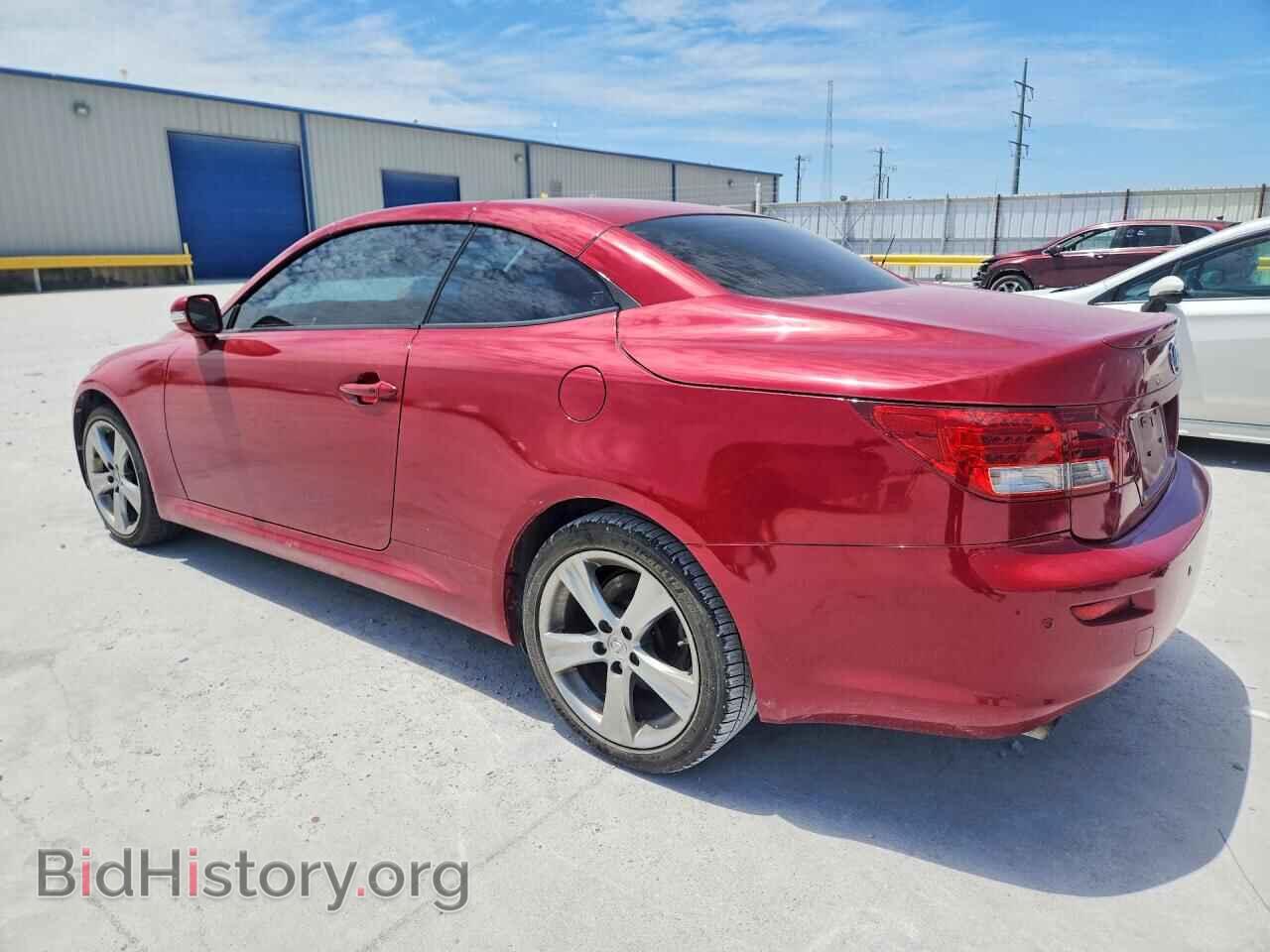 2012 LEXUS IS - VIN: JTHFF2C21C2522886 - Photo 2