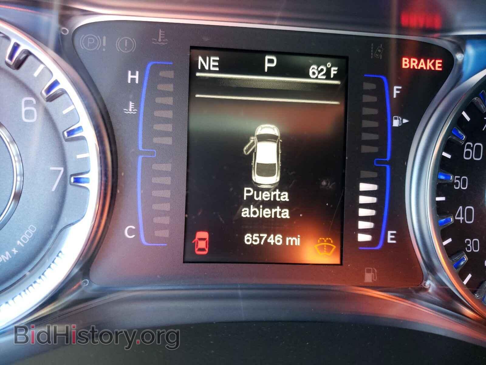 2016 CHRYSLER 200 - VIN: 1C3CCCAB7GN145334 - Фото 8