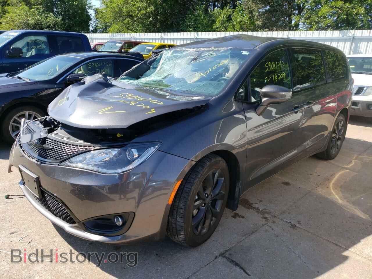 2020 CHRYSLER PACIFICA - VIN: 2C4RC1FG9LR286577 - Фото 2
