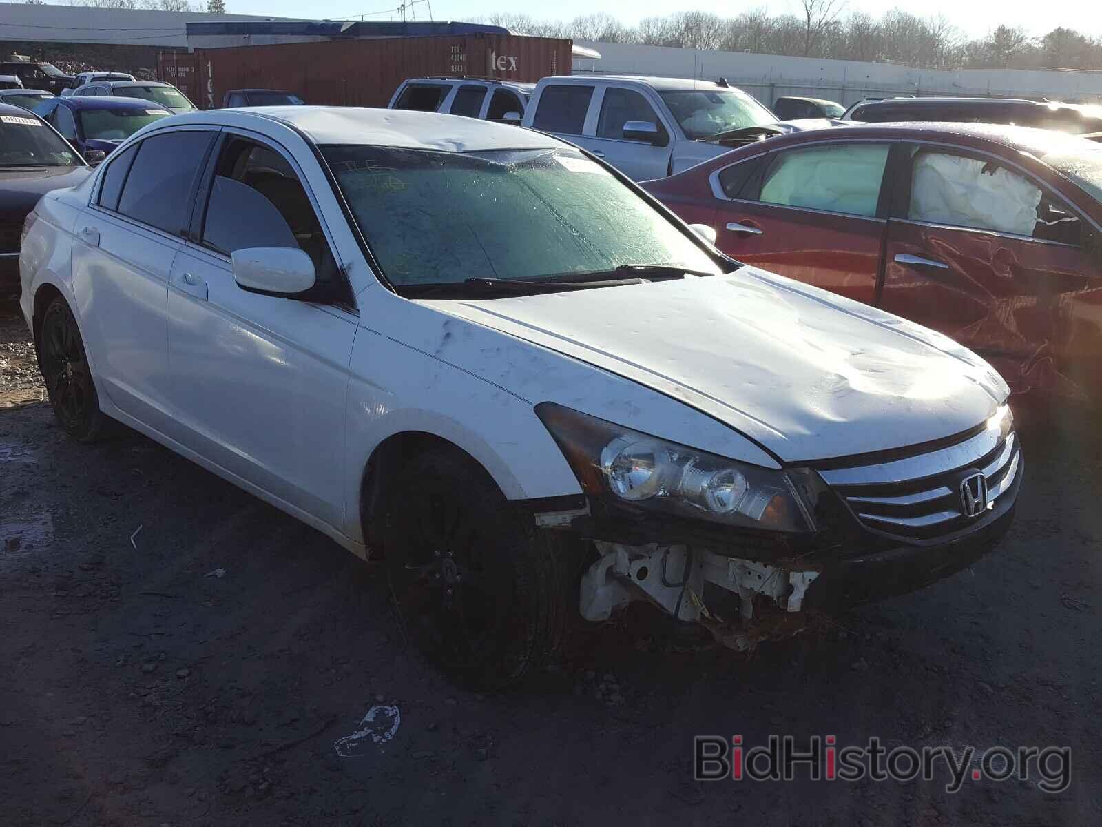 Photo 1HGCP2F65BA049547 - HONDA ACCORD 2011