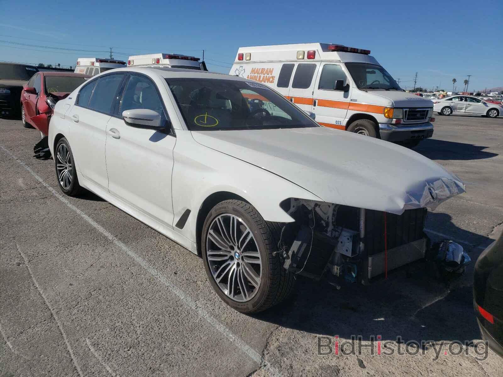 Photo WBAJA9C55KB399649 - BMW 5 SERIES 2019