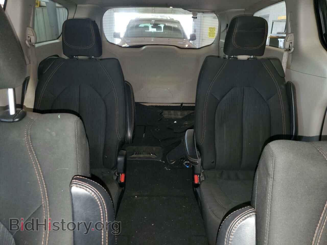 2017 CHRYSLER PACIFICA - VIN: 2C4RC1CG5HR608983 - Photo 10