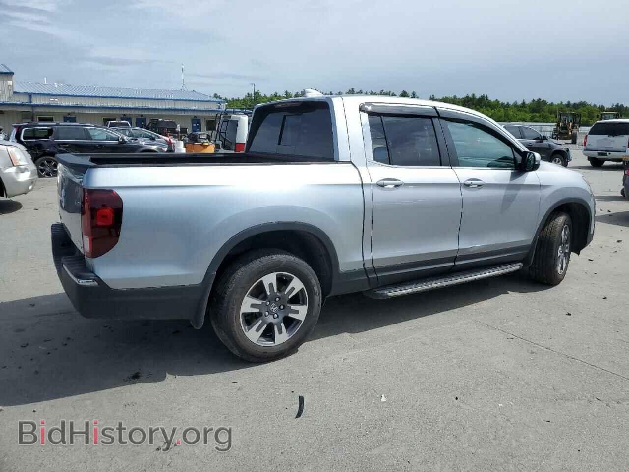2019 HONDA RIDGELINE - VIN: 5FPYK3F57KB001594 - Фото 3