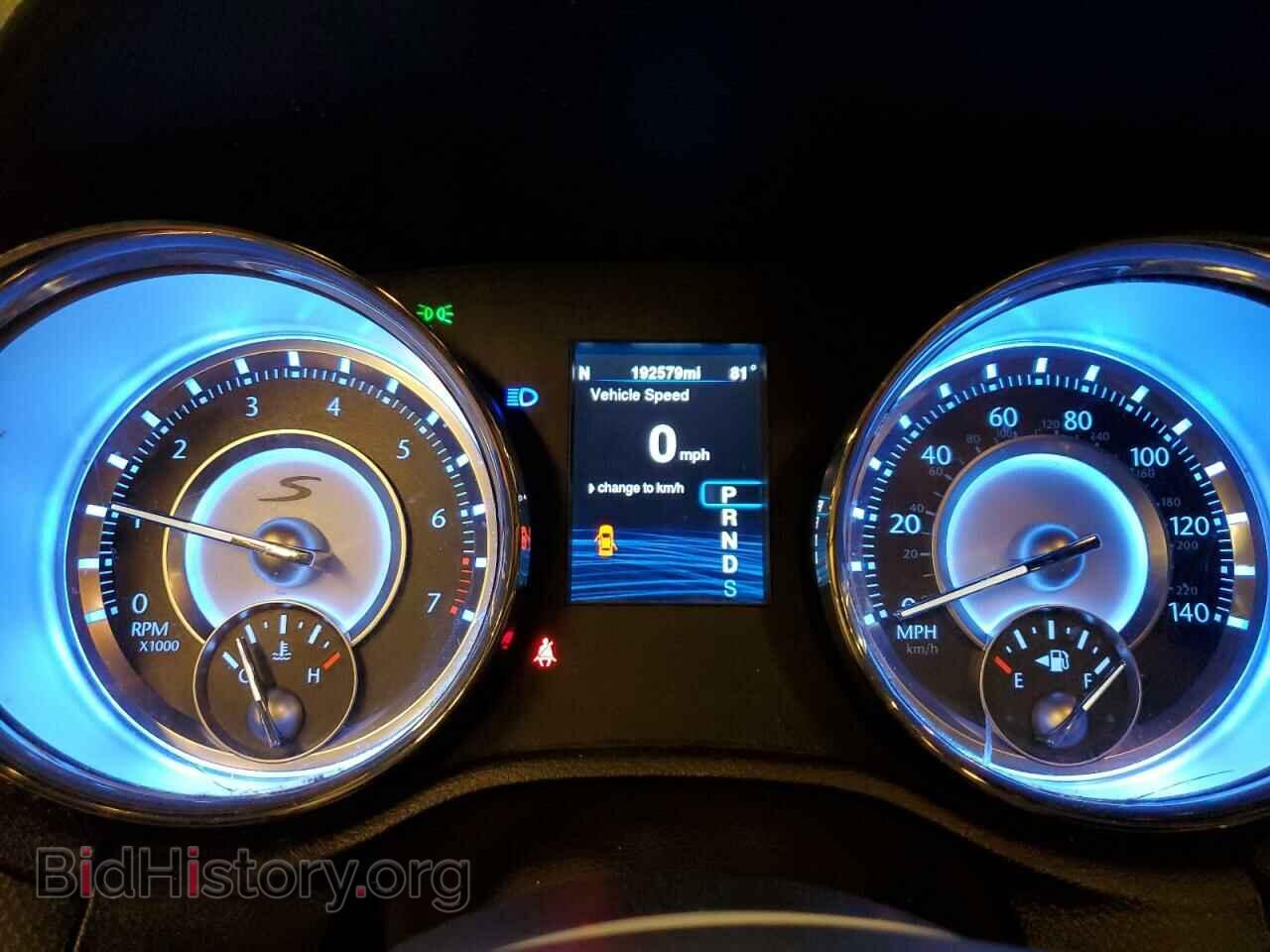 2014 CHRYSLER 300 - VIN: 2C3CCAGG3EH238946 - Фото 9