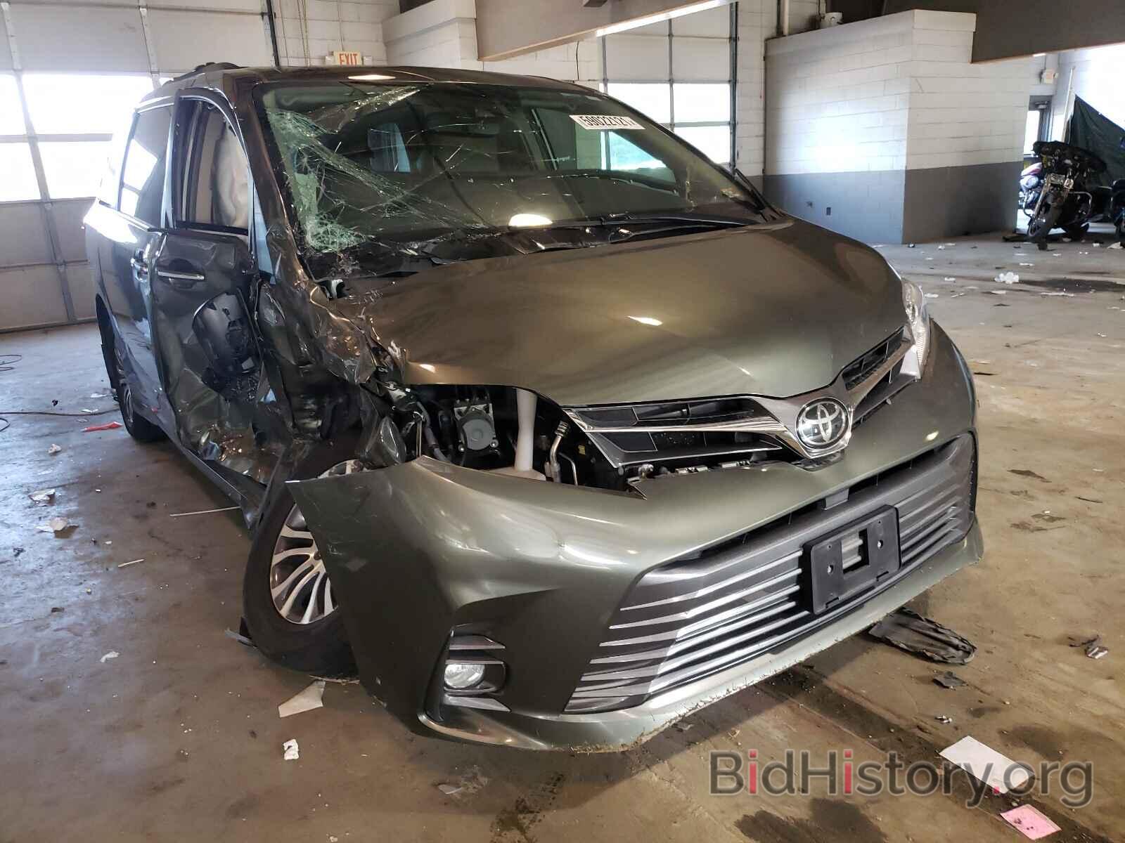 Photo 5TDYZ3DC1JS958139 - TOYOTA SIENNA 2018