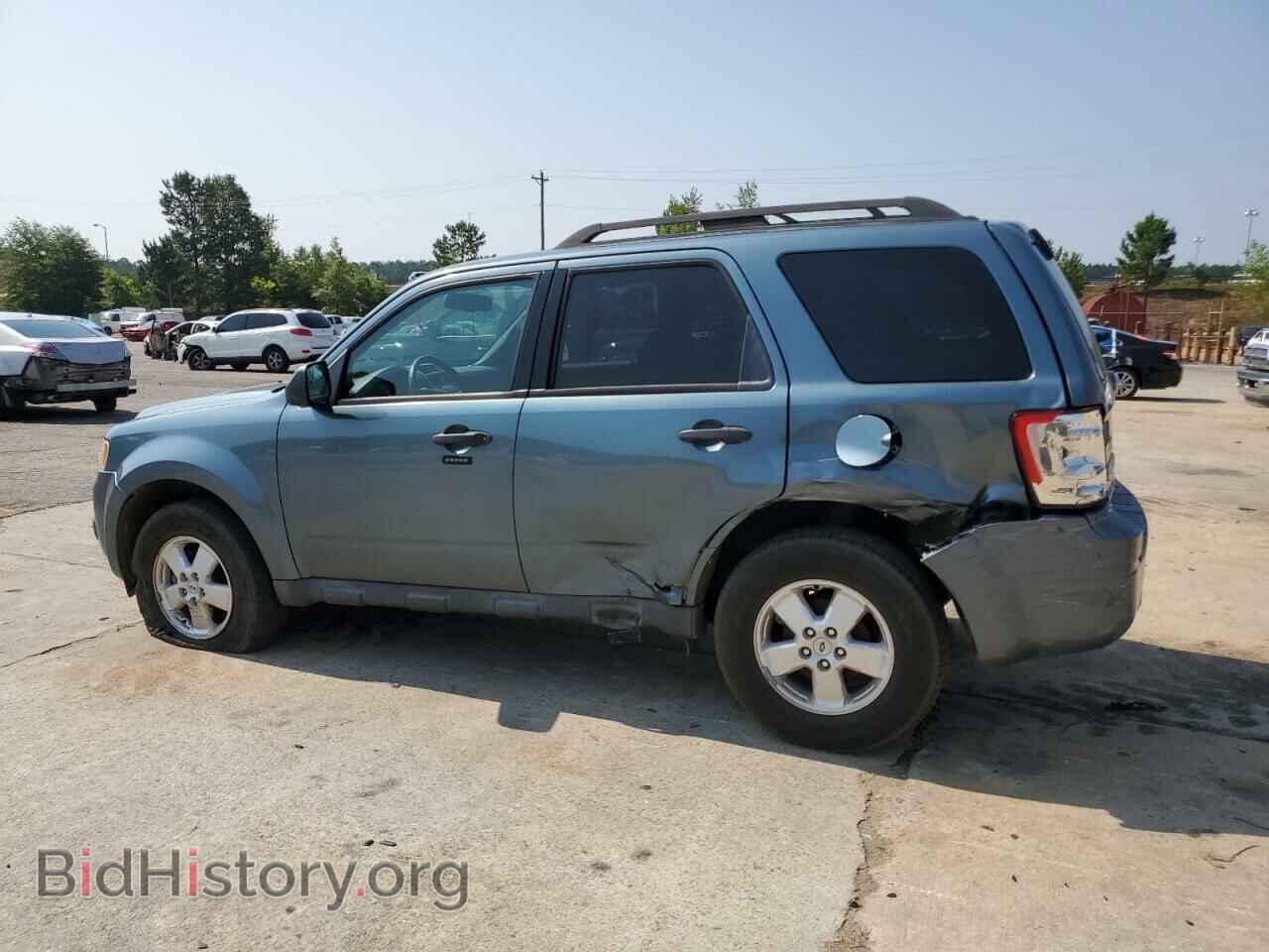 2011 FORD ESCAPE - VIN: 1FMCU0D7XBKC40037 - Фото 2