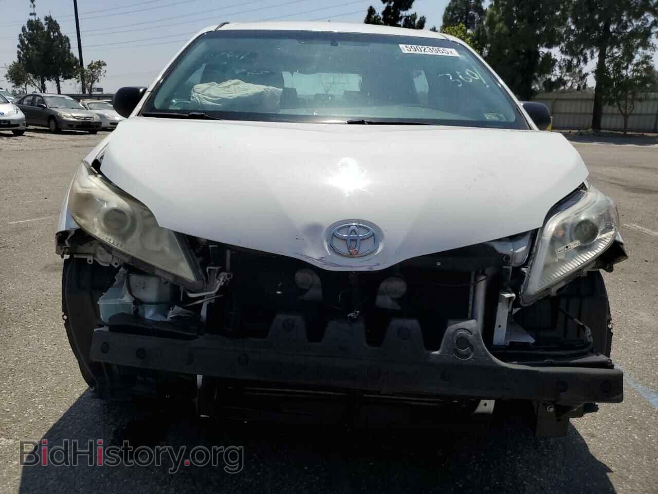 2017 TOYOTA All Models - VIN: 5TDZZ3DC8HS814330 - Фото 5